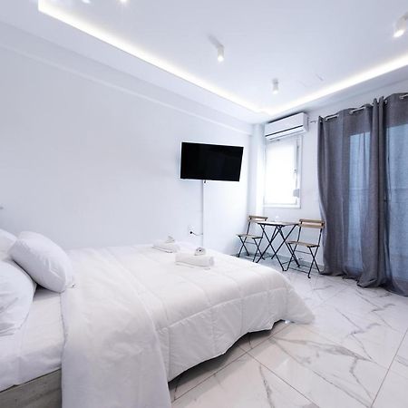 Lux Studio At French Institute Салоники Экстерьер фото